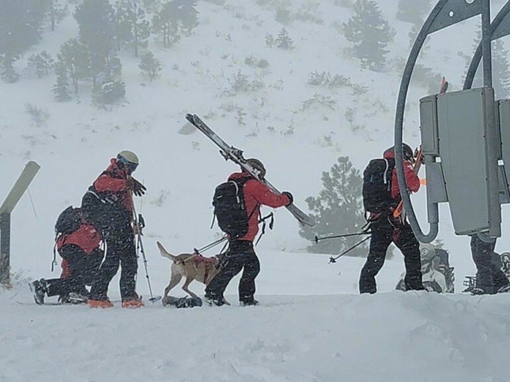 1 dead in avalanche at California resort